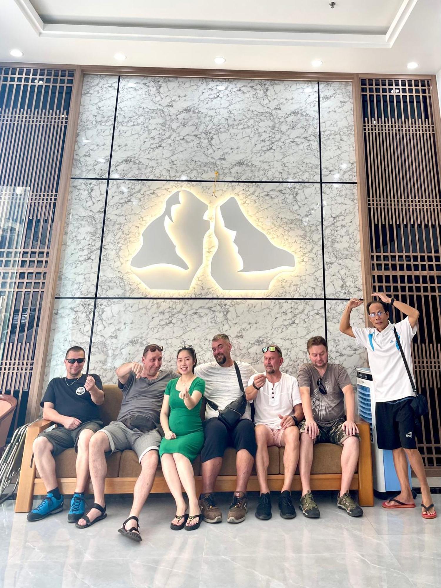 Central Halong Hotel Халонг Экстерьер фото