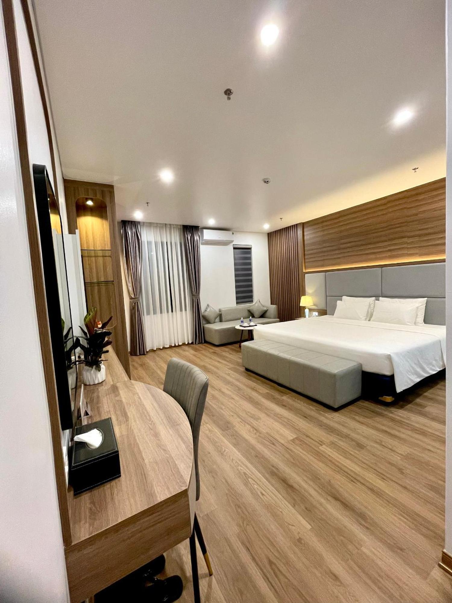 Central Halong Hotel Халонг Экстерьер фото