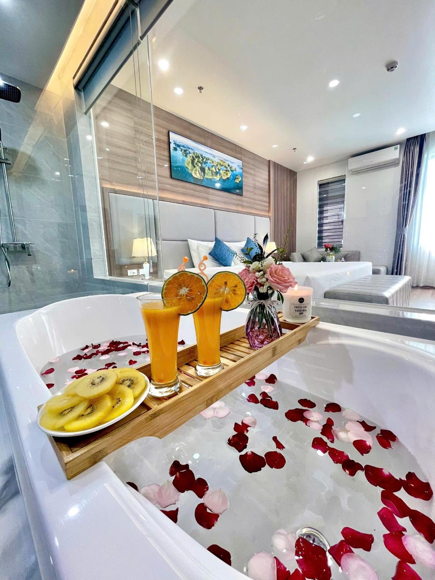 Central Halong Hotel Халонг Экстерьер фото