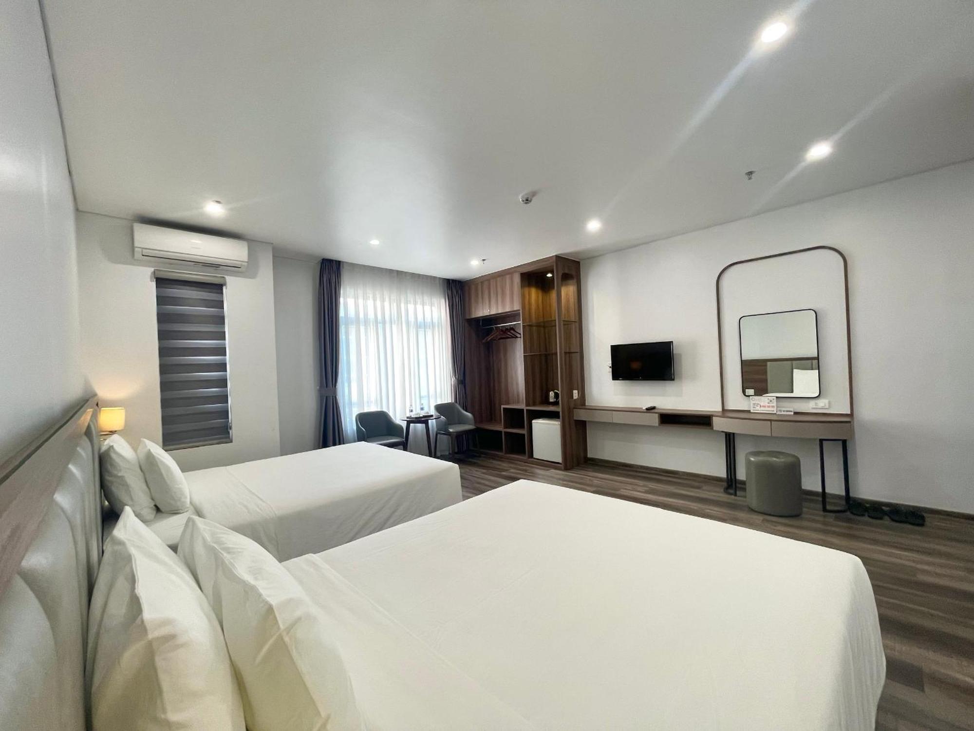 Central Halong Hotel Халонг Экстерьер фото