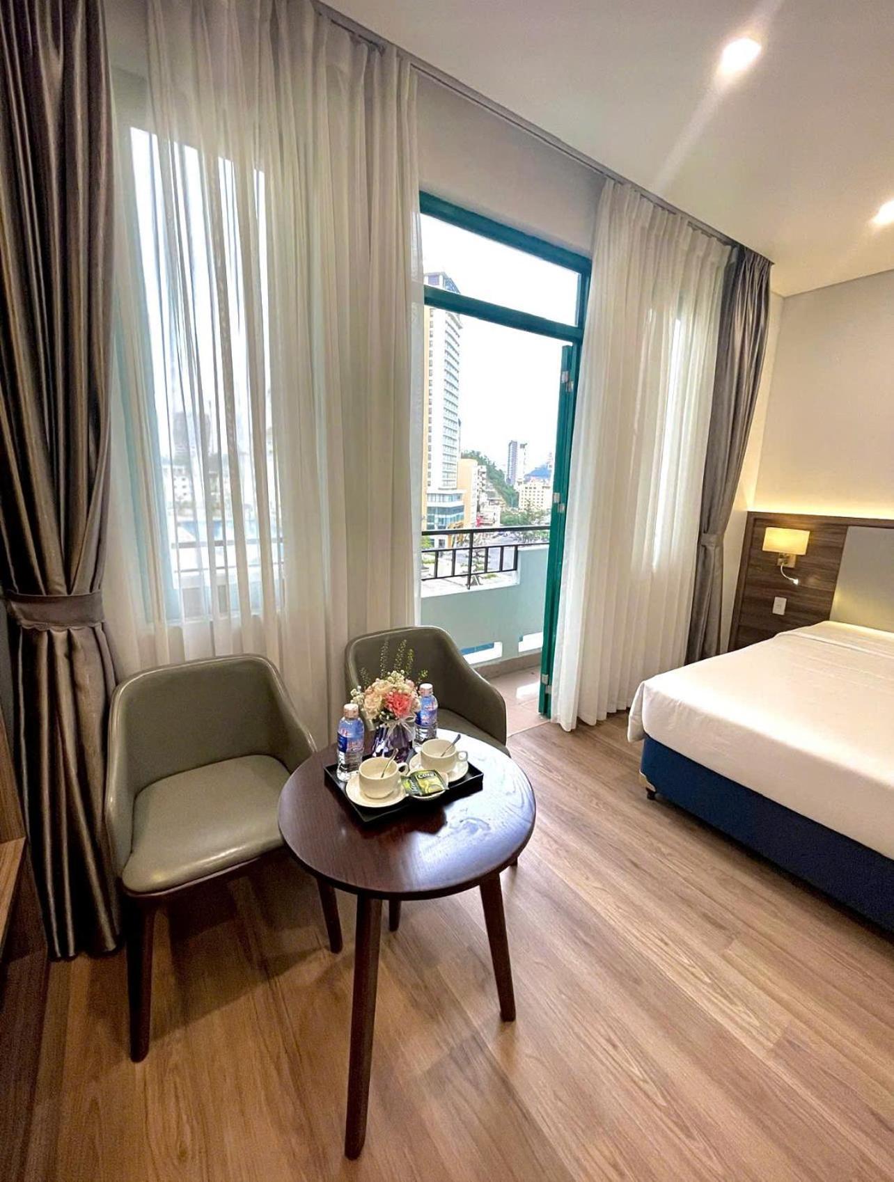 Central Halong Hotel Халонг Экстерьер фото